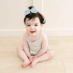 Hot Kyte Baby Bamboo Muslin Alligator Clip Bow in Mist