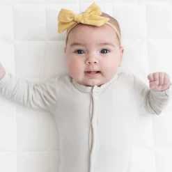 Outlet Kyte Baby Bamboo Muslin Medium Bow in Sandcastle