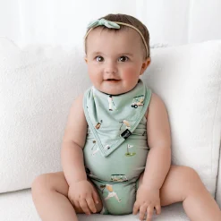 New Kyte Baby Bib in Golf