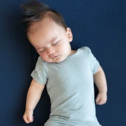 Sale Kyte Baby Bodysuit in Fog