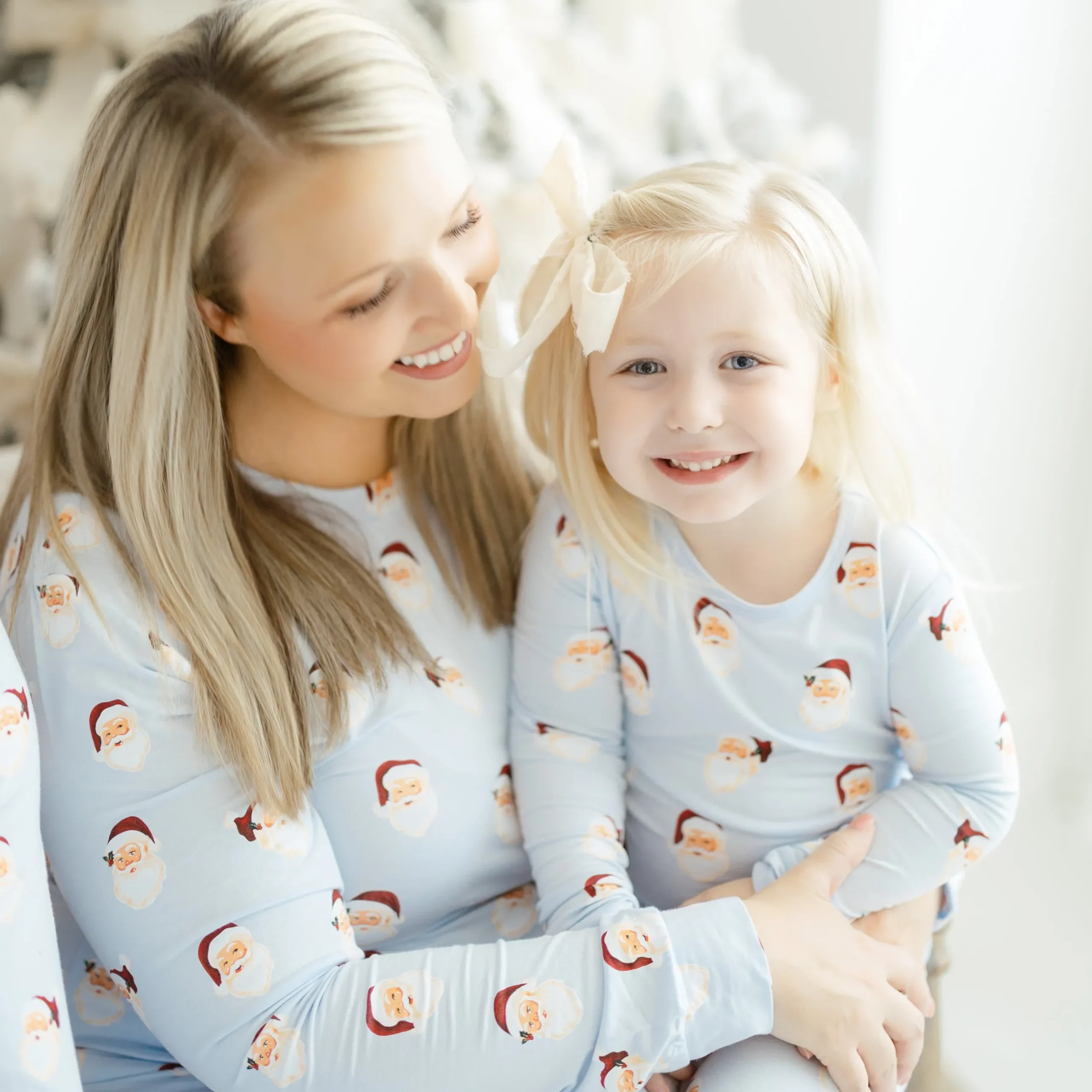 Discount Kyte Baby Long Sleeve Pajamas in Vintage Santa