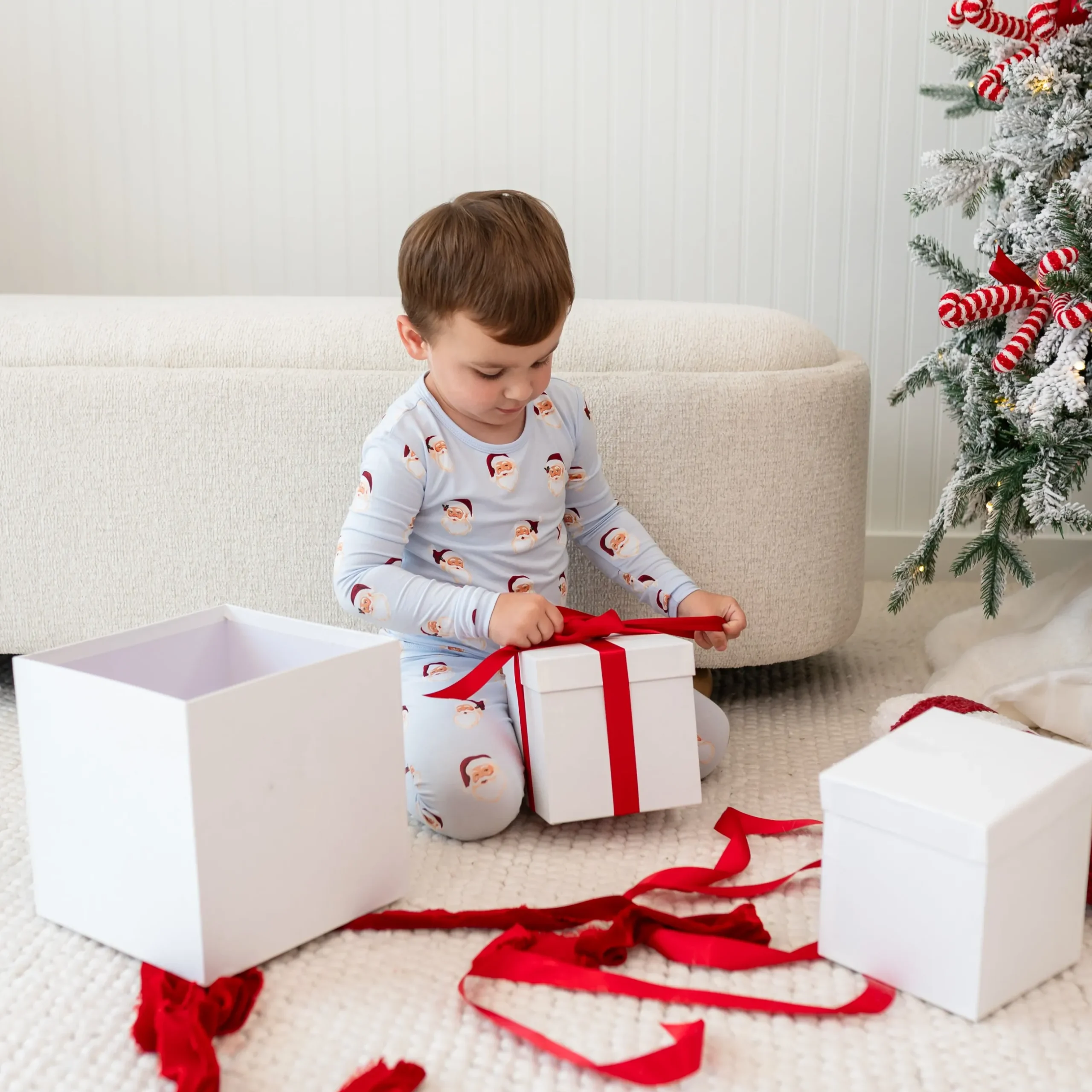 Discount Kyte Baby Long Sleeve Pajamas in Vintage Santa