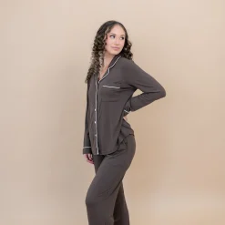 Best Kyte Baby Long-Sleeved Women's Pajama Set in with Cloud Trim Espresso