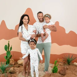 New Kyte Baby Men's Crew Neck Tee in Road Trip