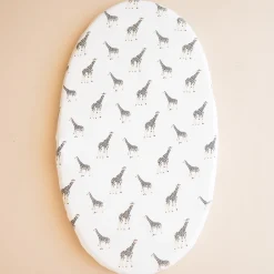 Hot Kyte Baby Oval Bassinet Sheet in Giraffe