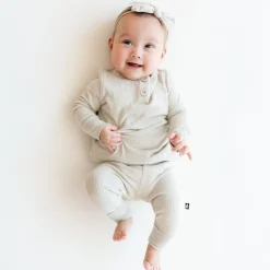 Hot Kyte Baby Ribbed Infant Henley Set in Oat