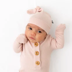Hot Kyte Baby Ribbed Knotted Gown with Hat Set in Blush