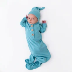 Hot Kyte Baby Ribbed Knotted Gown with Hat Set in Makai