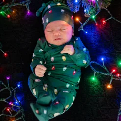 Discount Kyte Baby Take Me Home Set with Cap in Merry and Bright