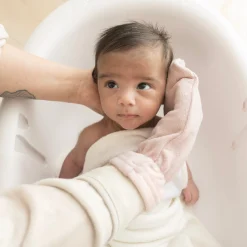 Best Kyte Baby Terry Bath Mitt in Blush
