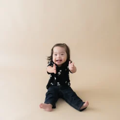 Clearance Kyte Baby Toddler Crew Neck Tee in Small Midnight Magnolia