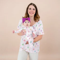 Hot Kyte Baby Women's Relaxed Fit V-Neck in Pastel Ghost