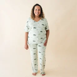Clearance Kyte Baby Women's Relaxed Fit V-Neck in Fishing