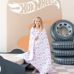 Best Kyte Baby Youth Blanket in 2.5 Sparkles and Speed