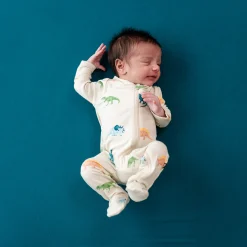 Hot Kyte Baby Zippered Footie in Ecru Roar