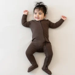 Hot Kyte Baby Zippered Footie in Espresso
