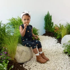 Kyte Baby Zippered Sleeveless Romper in Under the Stars